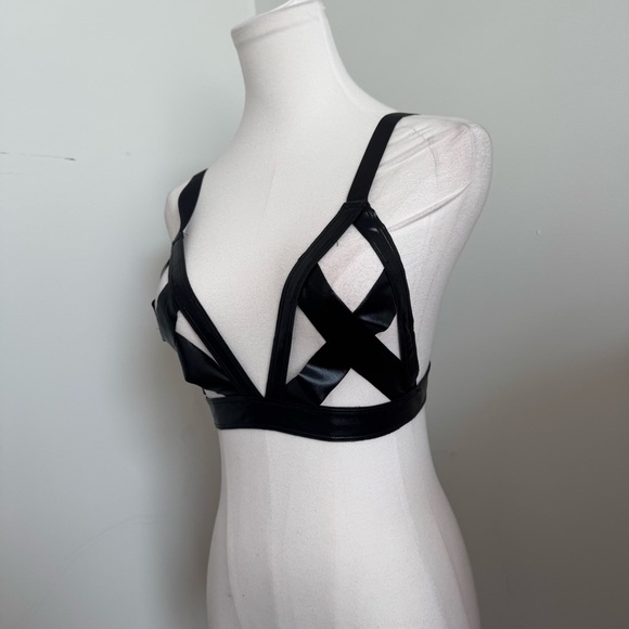 Black Faux Leather Strappy Cage Bra – Edgy Gothic Lingerie Top, Festival Rave OS - Picture 3 of 6